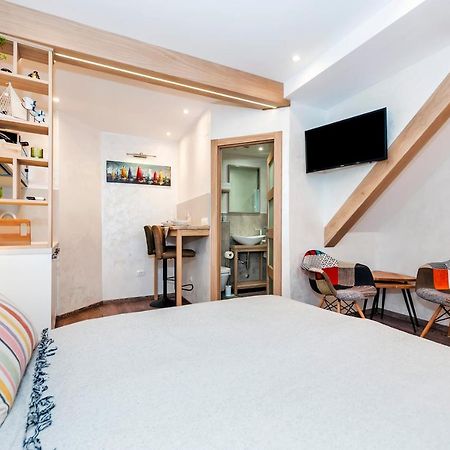 Appartamento Ground Floor Gem Rovigno Esterno foto