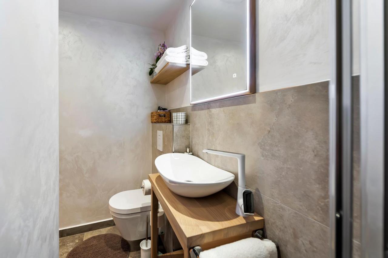 Appartamento Ground Floor Gem Rovigno Esterno foto